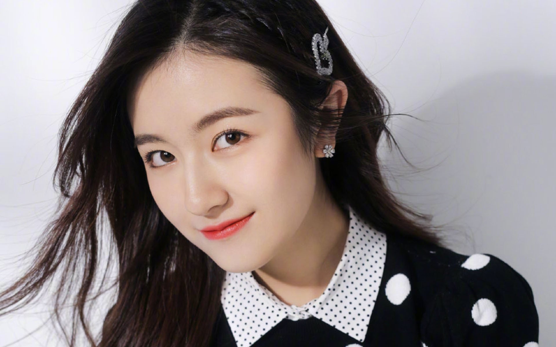 《《英雄联盟》新版本：新增英雄“霜刃”战场全新体验》，英雄联盟新版装备霜火护手