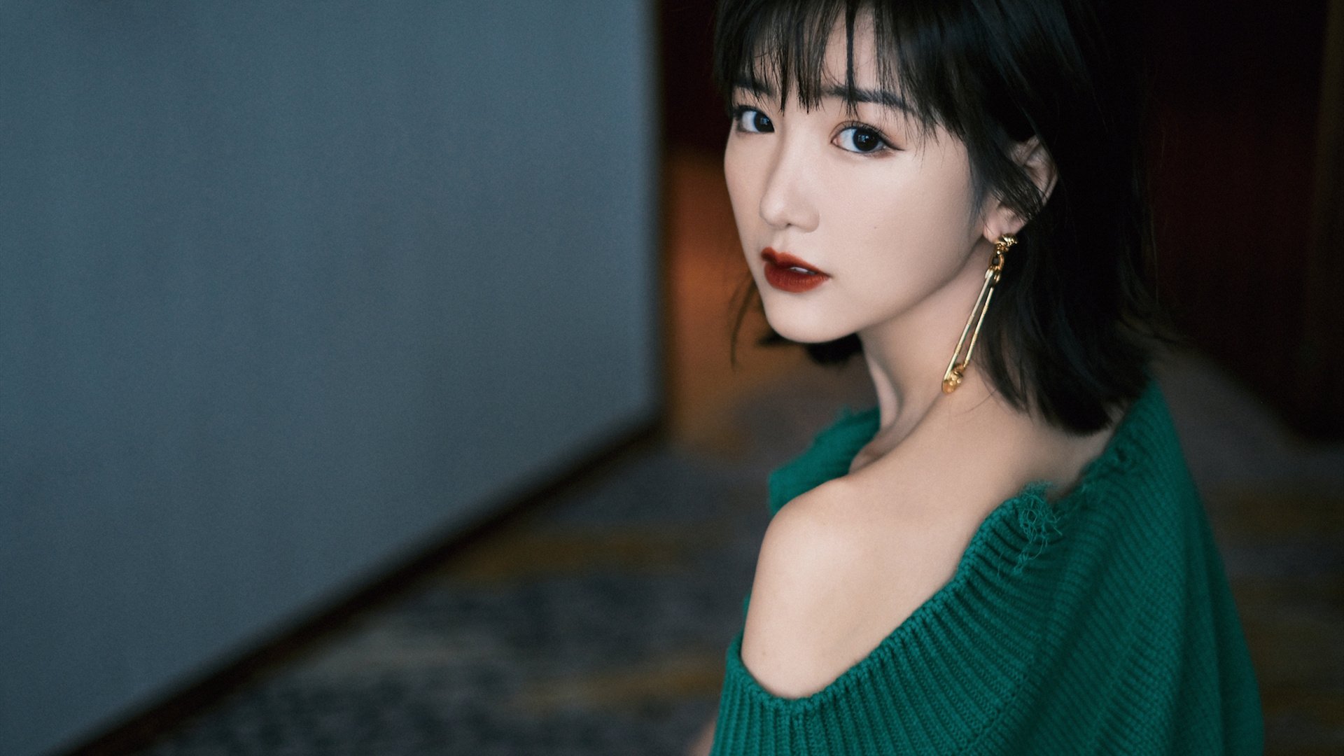 爱游戏-“法甲追逐战：多队争夺首位，战况激烈”，法甲的强队