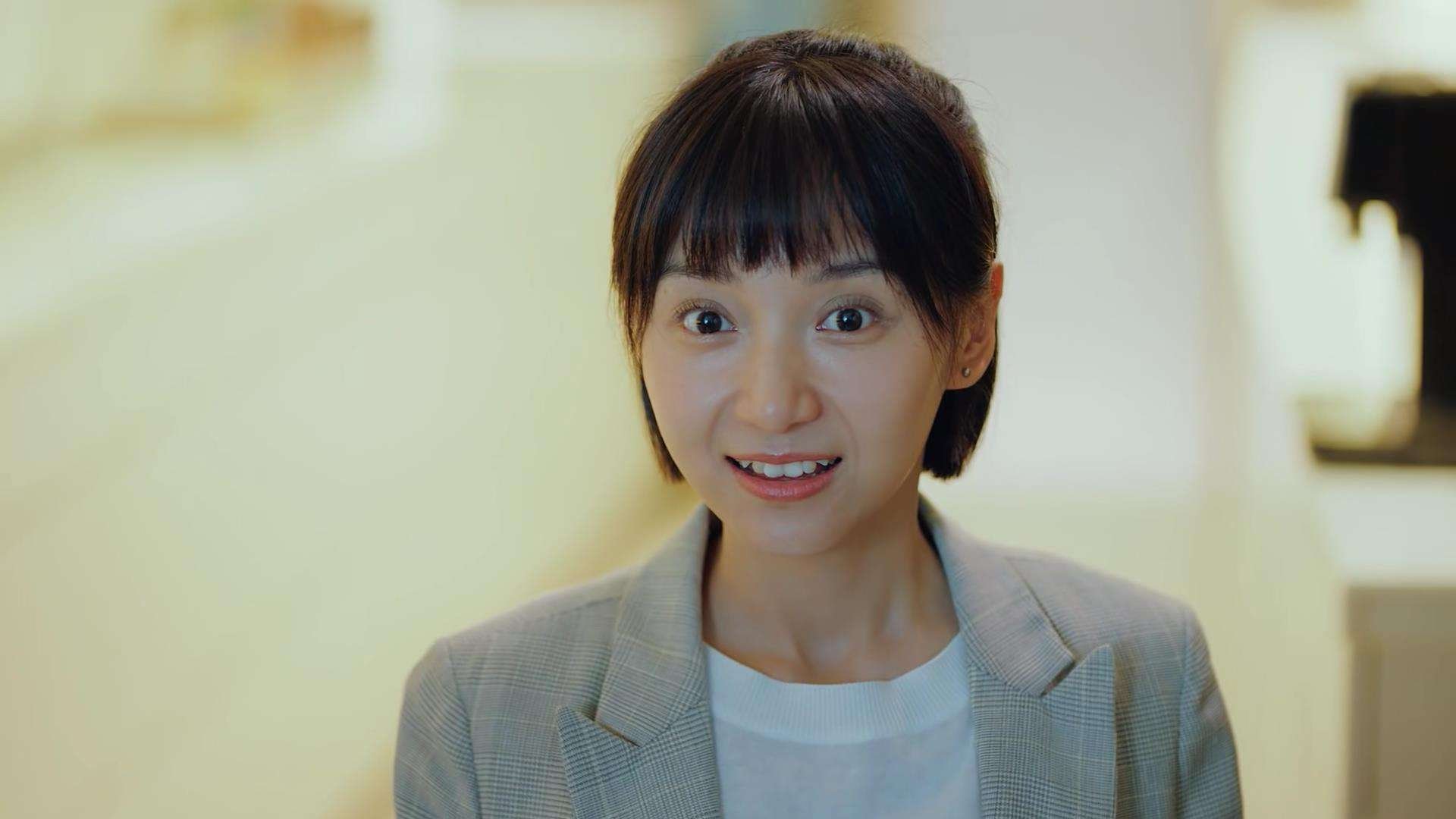 巴黎签下一名欧洲顶级中场,战术布局更加丰富,巴黎中断比赛