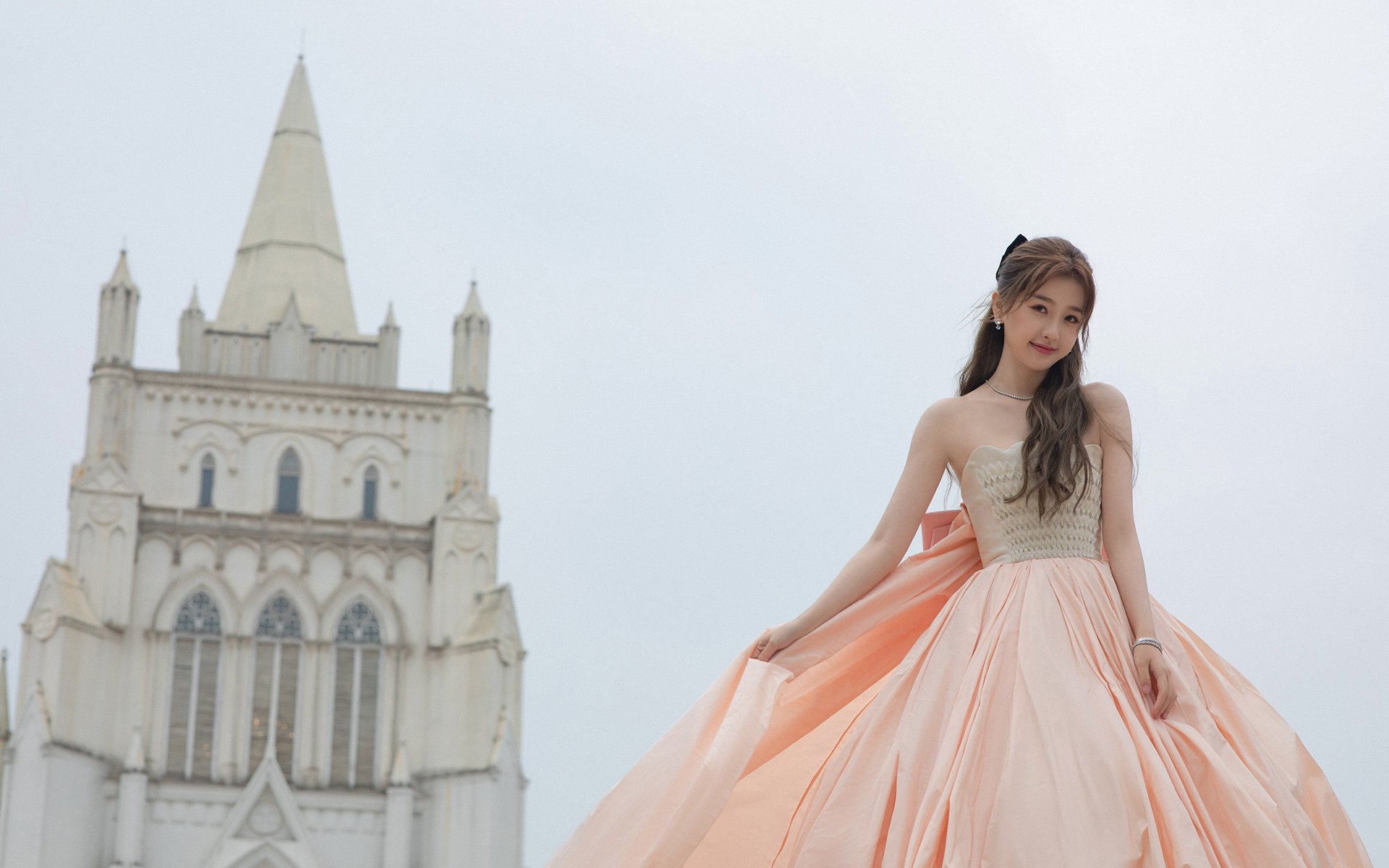 爱游戏综合娱乐-雷霆客场大胜马刺，保持不败纪录，雷霆vs马刺2012第七场