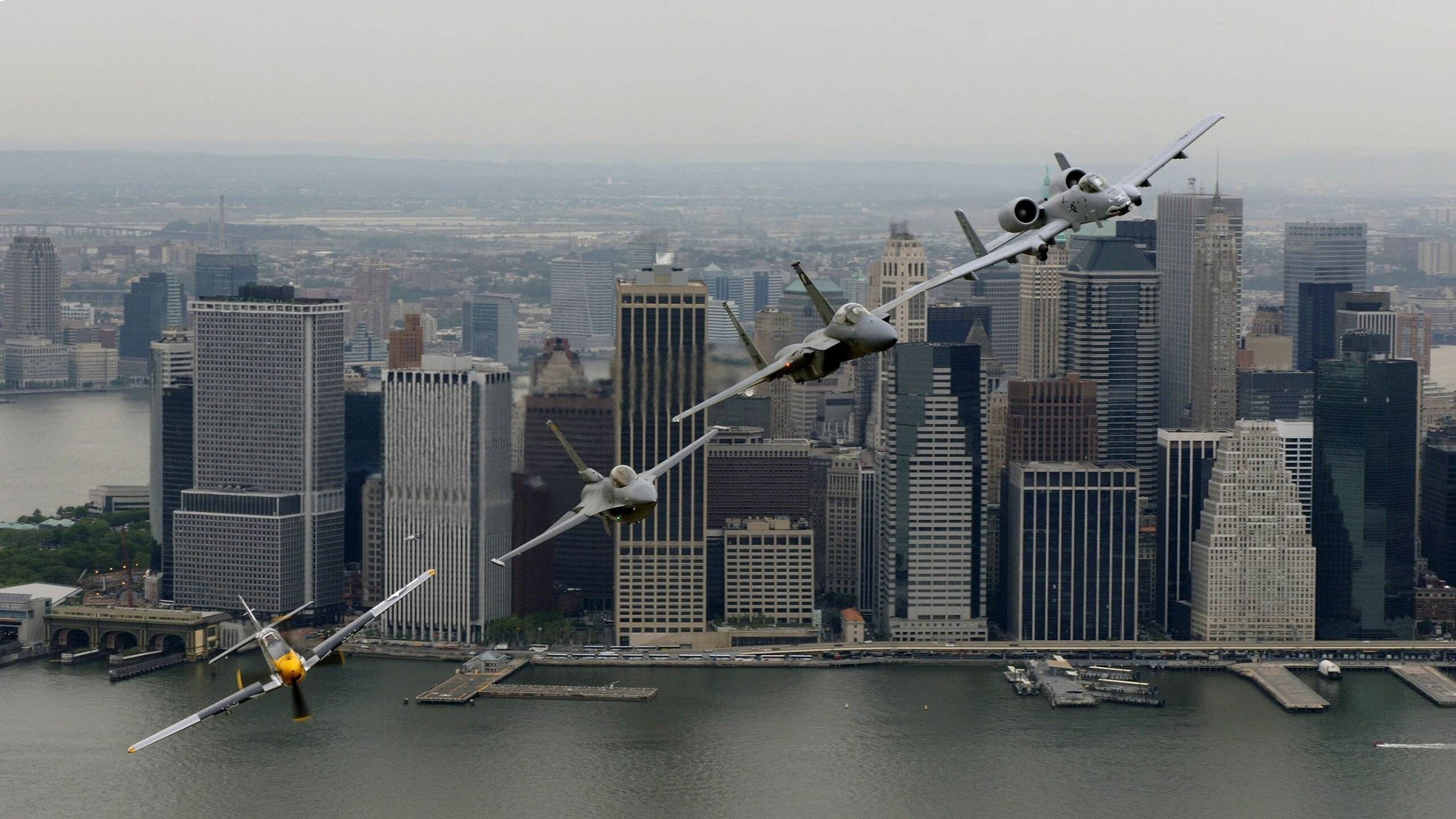 爱游戏综合娱乐-意甲豪门争霸：国米vs尤文，谁能笑到最后？，国米与尤文比赛