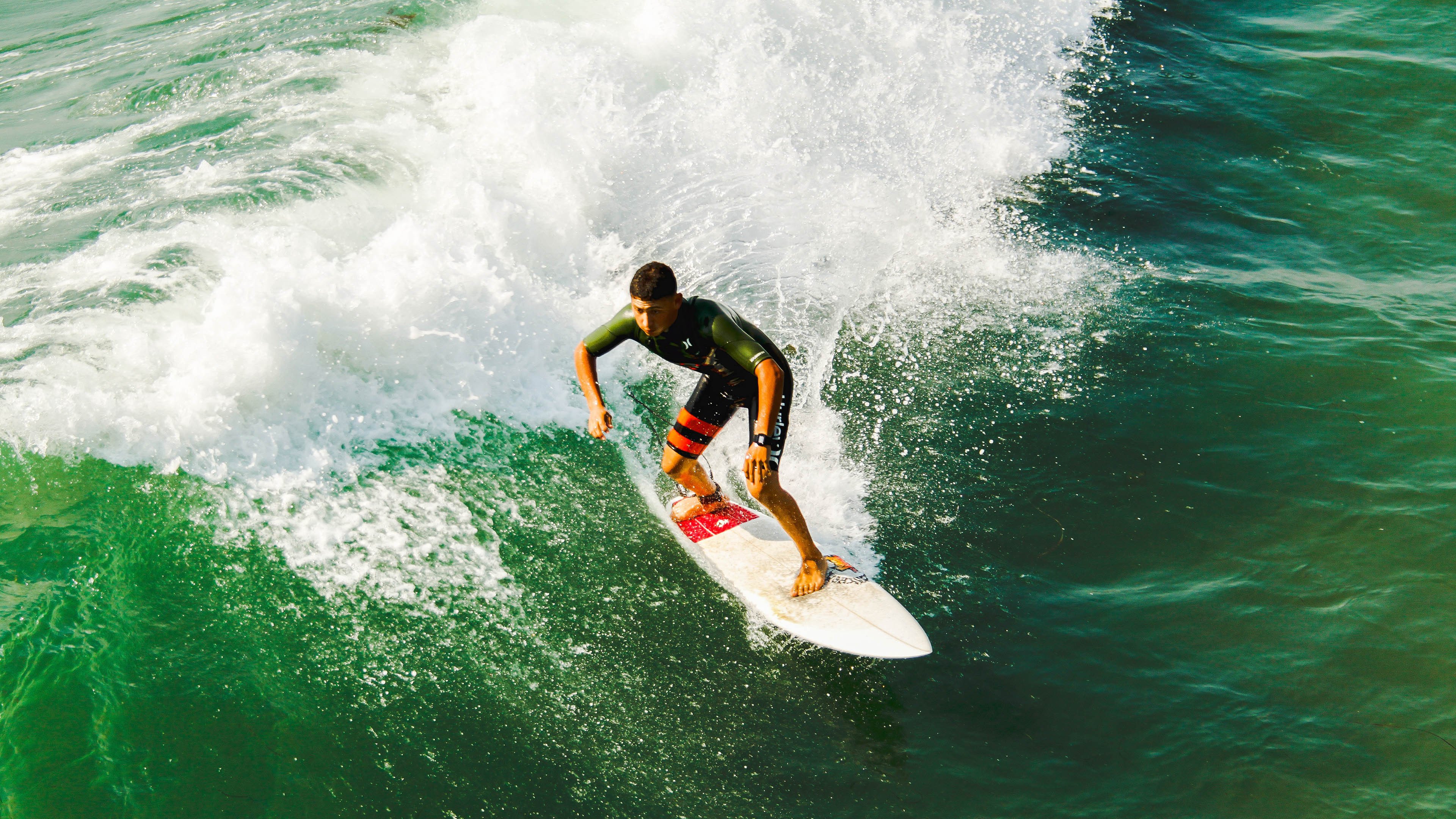 “2025世界运动会：东桃花岛缆绳滑水大赛火热开赛”