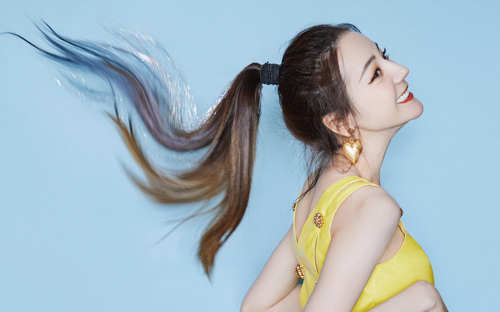 世界各地举办足球慈善赛，传递爱心力量，足球公益项目