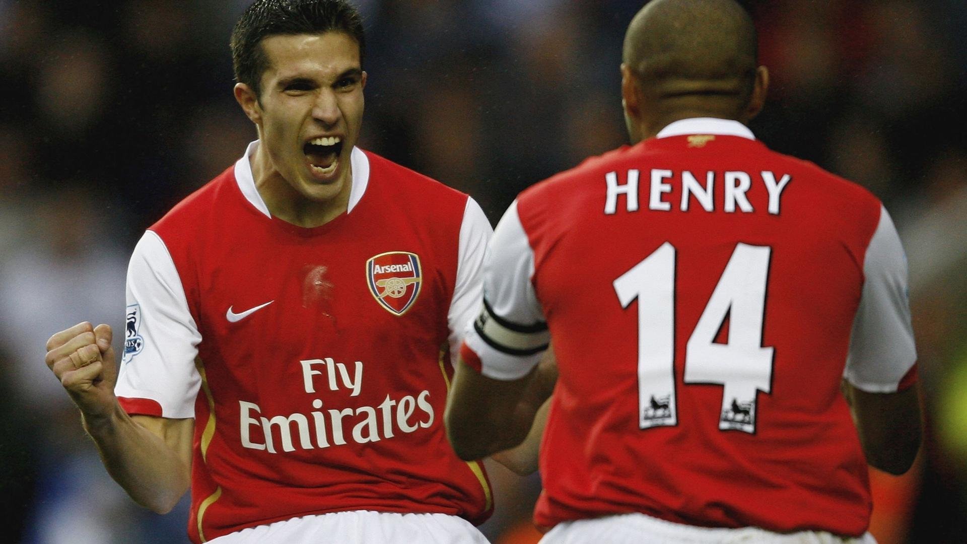 安德烈斯·特米尼奥和埃莉亚·卡纳莱斯在欧洲锦标赛中打破西班牙反曲弓混合团体纪录